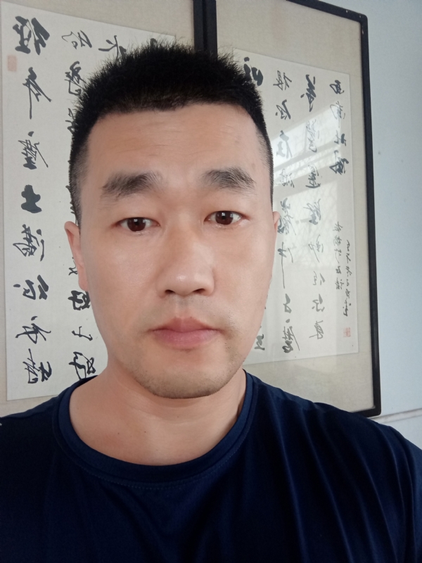 应该是个好人的第二张照片--扬州相亲服务中心