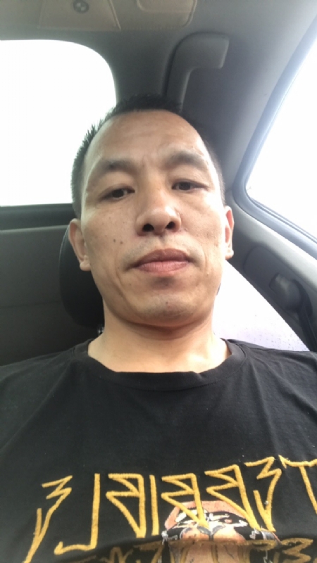 迷茫的第一张照片--扬州相亲服务中心