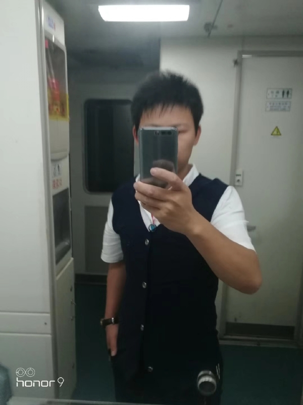 阳光下de幸福的第一张照片--扬州相亲服务中心