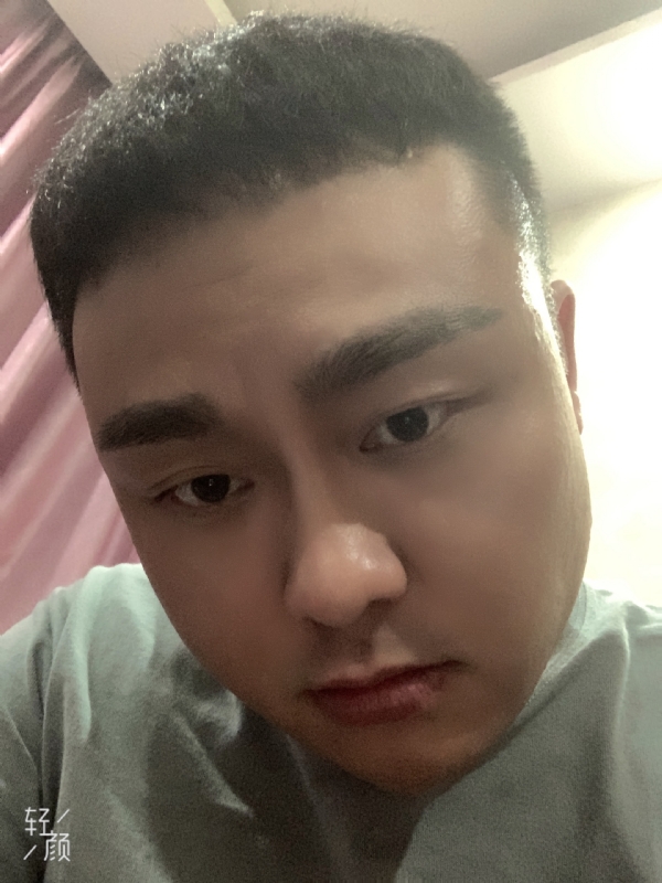何为奈何的第二张照片--扬州相亲服务中心