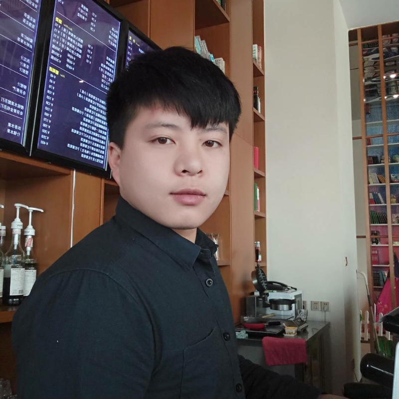 帅被人打的第一张照片--扬州相亲服务中心