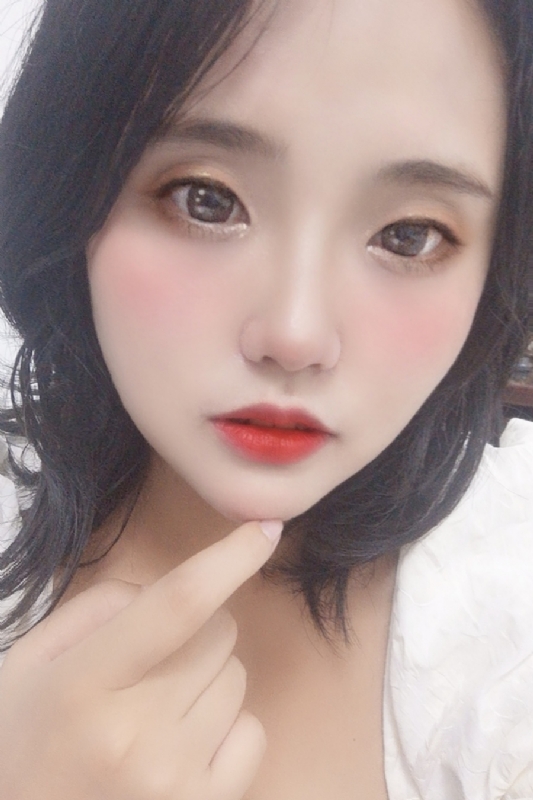 妮妮的第一张照片--扬州相亲服务中心