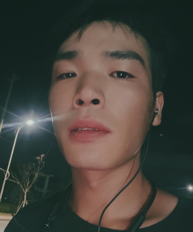 满船清梦压星河的第一张照片--扬州相亲服务中心