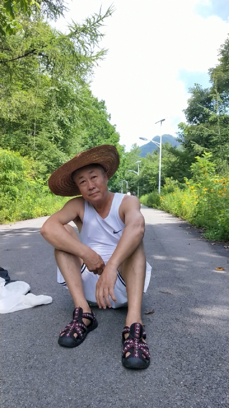 真诚寻伴的第一张照片--扬州相亲服务中心
