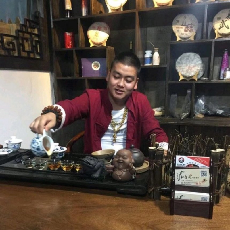 请叫我金爷的第一张照片--扬州相亲服务中心