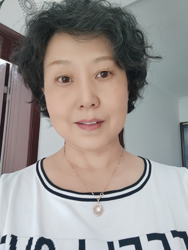 甜果的第一张照片--扬州相亲服务中心