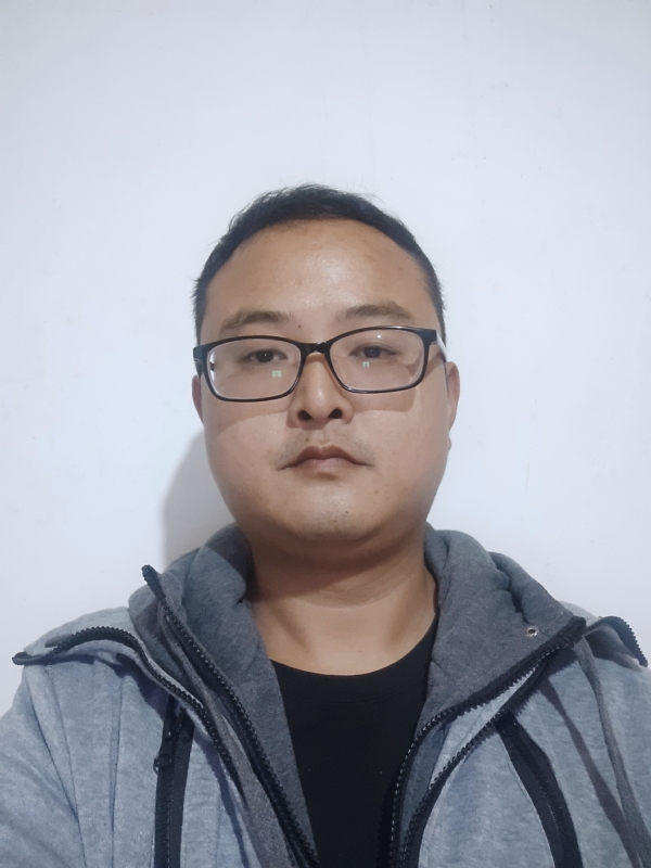 爱在一瞬间的第一张照片--扬州相亲服务中心