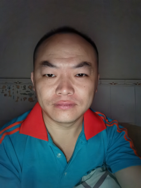 与子携老的第三张照片--扬州相亲服务中心