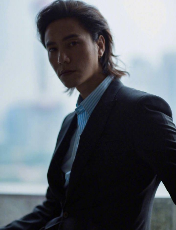 李嘉廷的第三张照片--扬州相亲服务中心