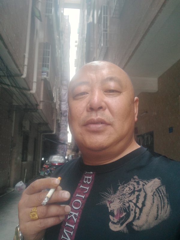 人在TA乡的第一张照片--扬州相亲服务中心