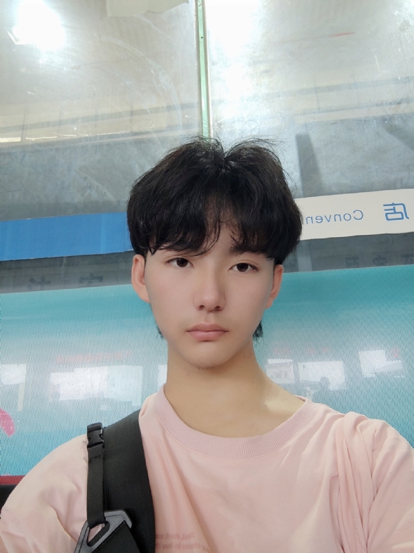 钱嘉豪的第二张照片--扬州相亲服务中心