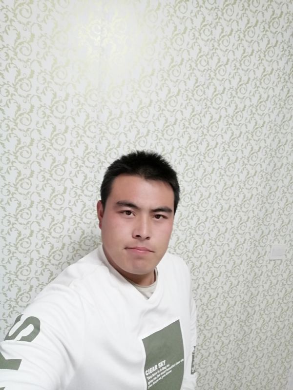 看草莓在跳舞的第一张照片--扬州相亲服务中心