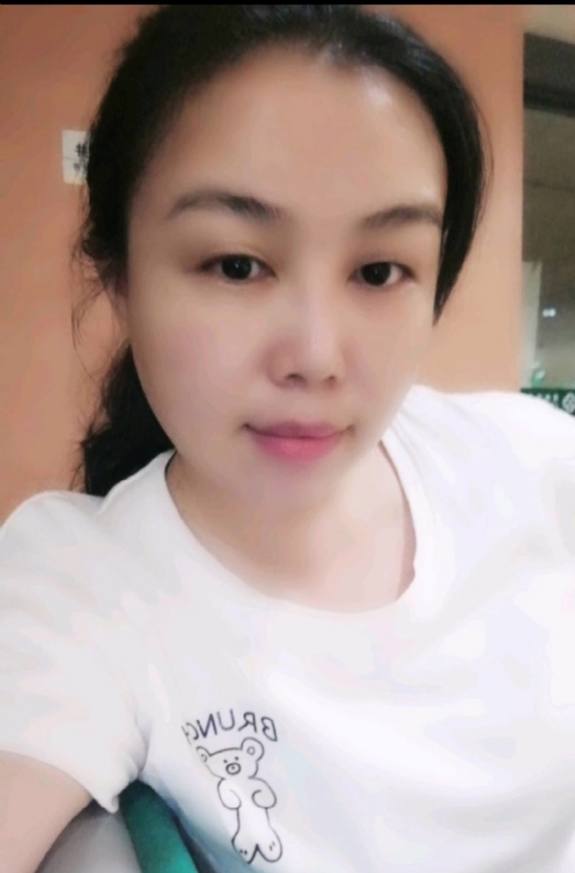 淡淡的云的第一张照片--扬州相亲服务中心
