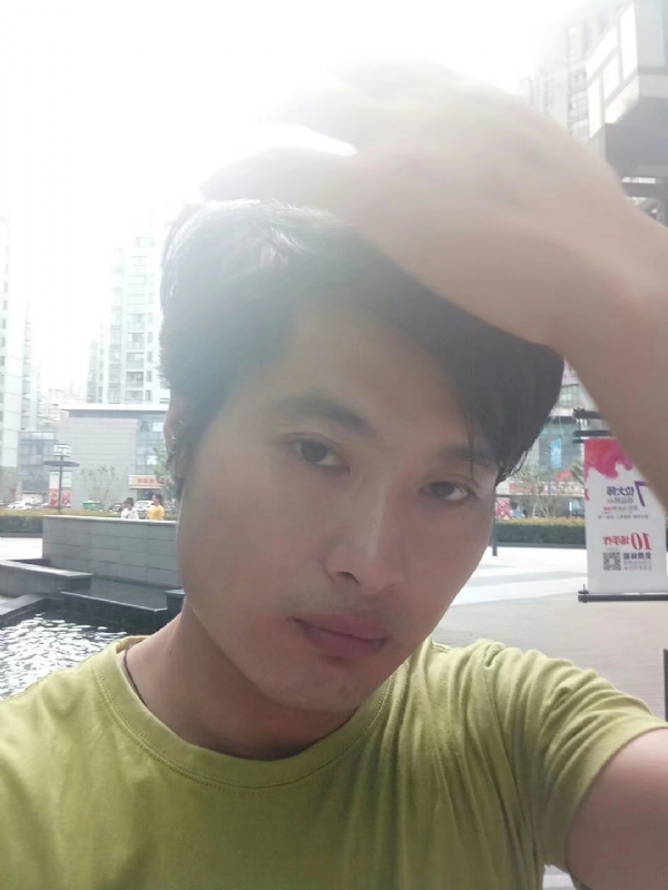 钢铁侠的第一张照片--扬州相亲服务中心