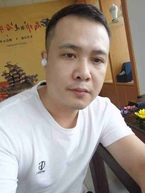 礼哥的第二张照片--扬州相亲服务中心