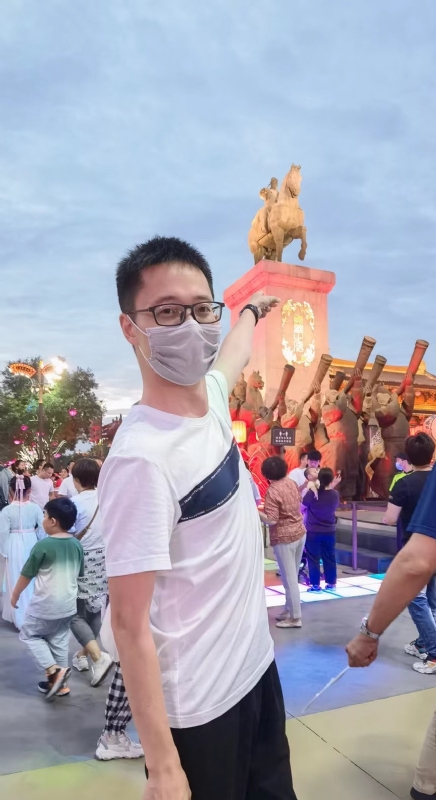 一休哥的第一张照片--扬州相亲服务中心