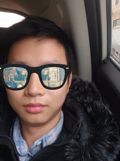 请问揉揉头的第一张照片--扬州相亲服务中心