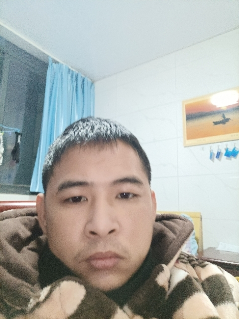 寂寞的第一张照片--扬州相亲服务中心