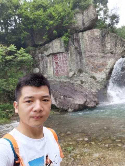 愿得一人心的第一张照片--扬州相亲服务中心