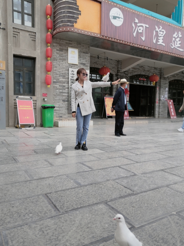 艳艳的第一张照片--扬州相亲服务中心