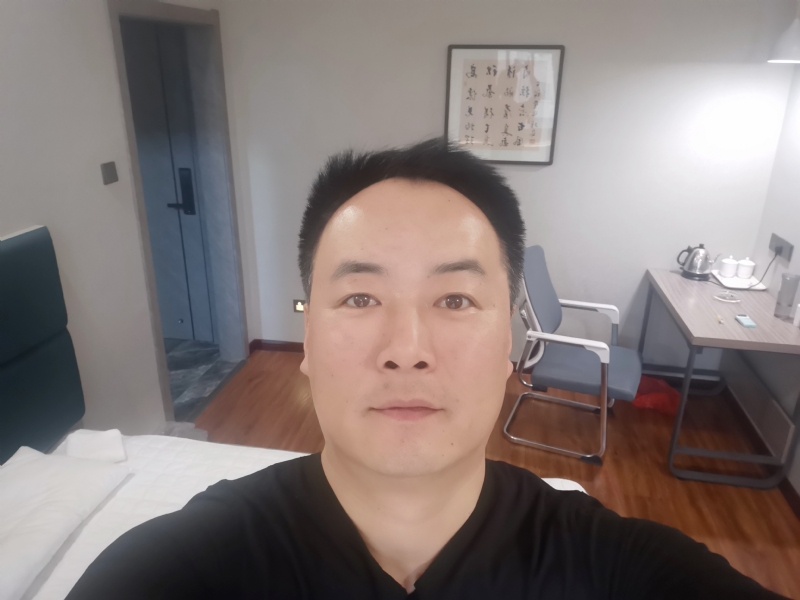 莫待花落空折枝的第一张照片--扬州相亲服务中心