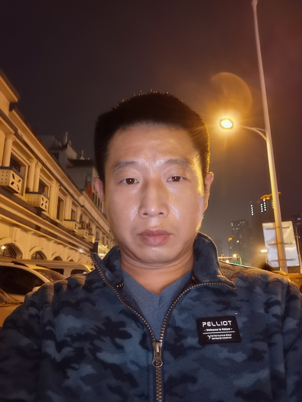 偷偷说的第一张照片--扬州相亲服务中心