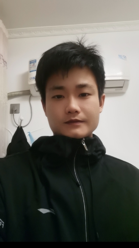 Mr丶Cui的第二张照片--扬州相亲服务中心