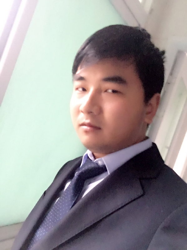 殷勤的王子的第二张照片--扬州相亲服务中心