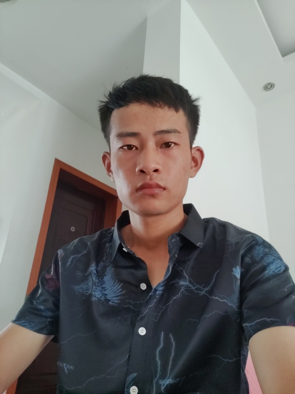彳亍的第一张照片--扬州相亲服务中心