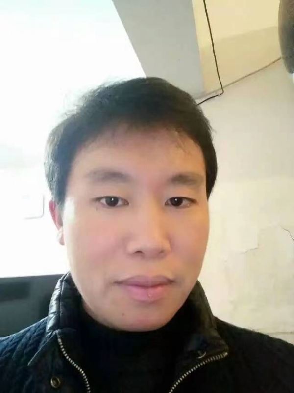 擎天柱的第三张照片--扬州相亲服务中心