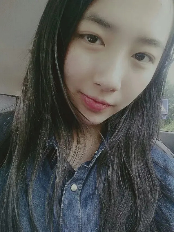 小她的第一张照片--扬州相亲服务中心