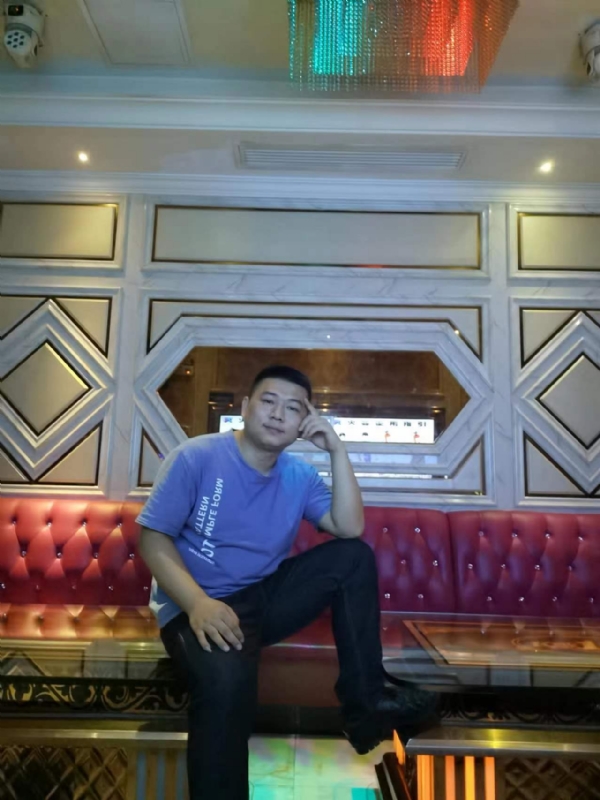 黄生的第四张照片--扬州相亲服务中心