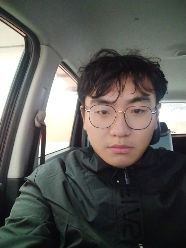 云淡风轻的第一张照片--扬州相亲服务中心