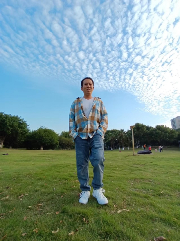 曹先生的第三张照片--扬州相亲服务中心