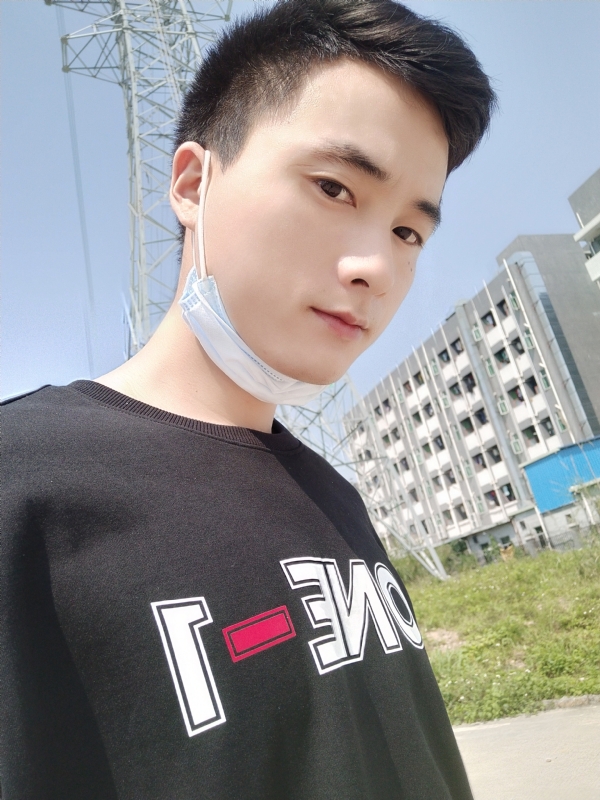 何凡的第一张照片--扬州相亲服务中心