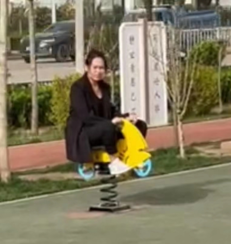 郎海英的第一张照片--扬州相亲服务中心