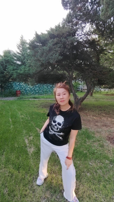 晚霞的第二张照片--扬州相亲服务中心