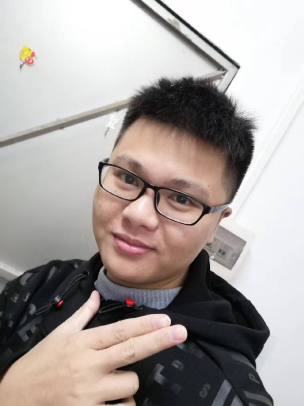 小小梦执的第一张照片--扬州相亲服务中心
