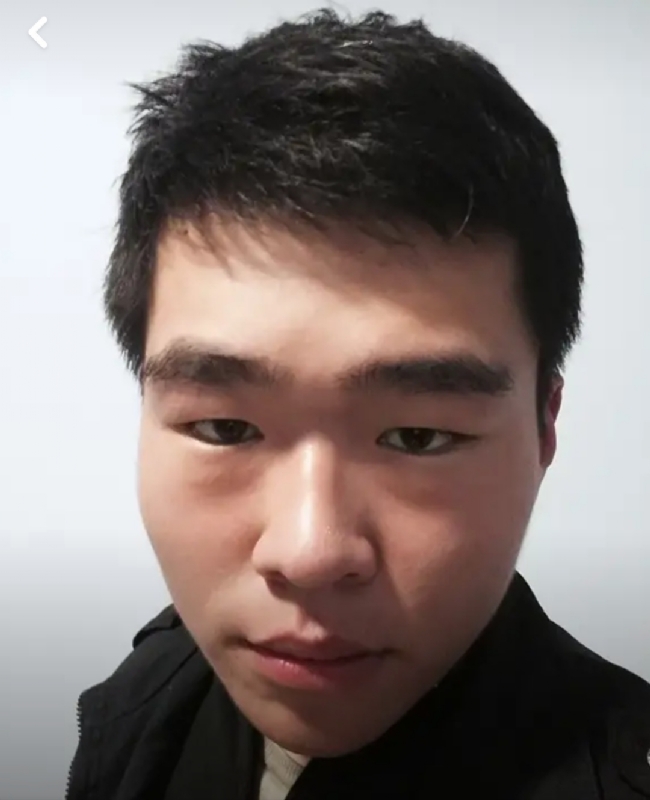 高冷的咖啡的第一张照片--扬州相亲服务中心
