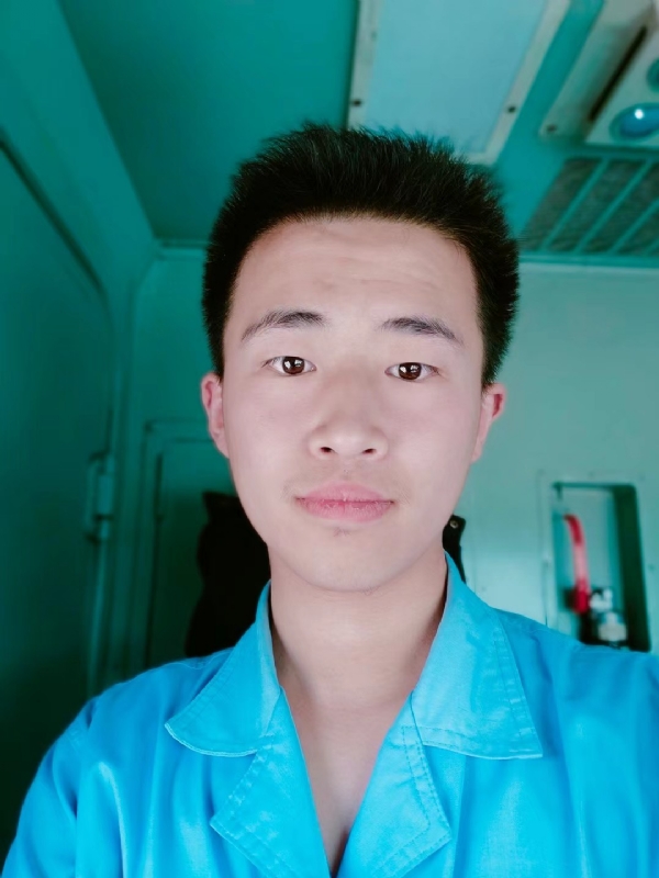 生而为人的第四张照片--扬州相亲服务中心