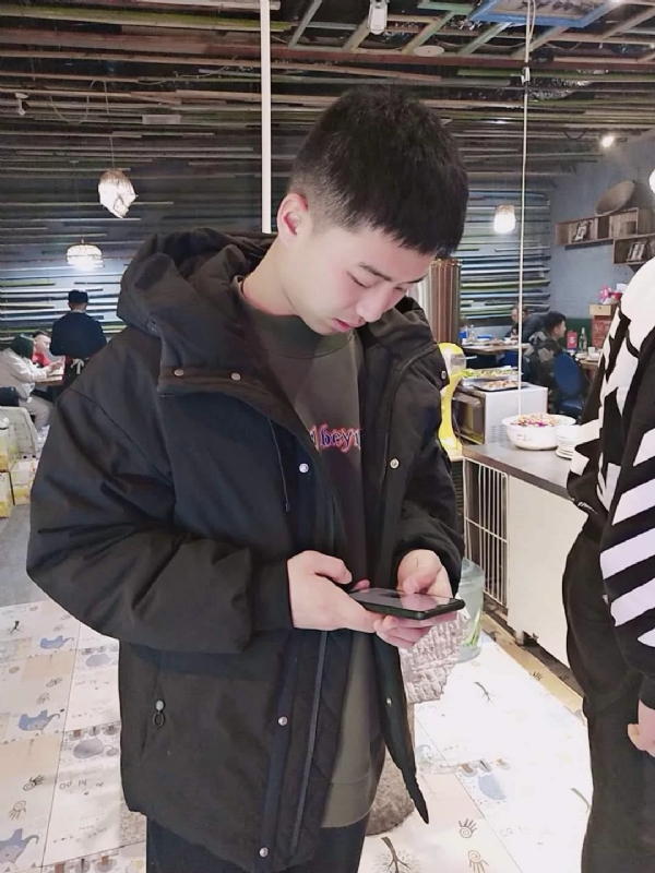 小赵的第一张照片--扬州相亲服务中心