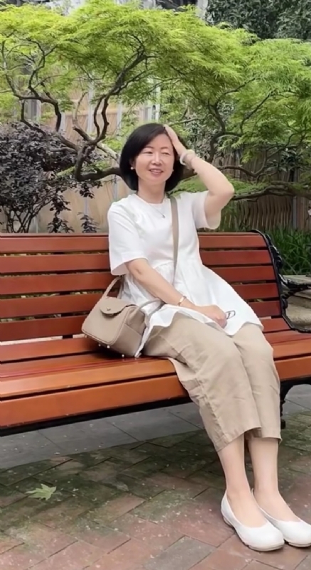 千年老母猪的第四张照片--扬州相亲服务中心