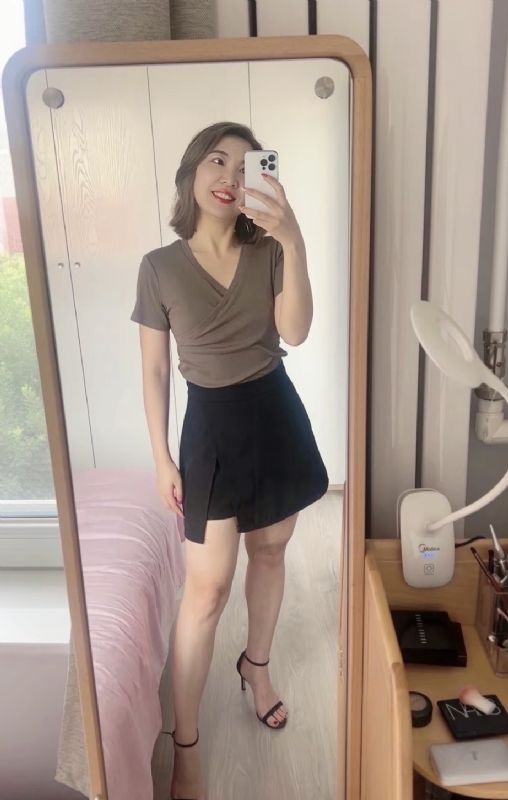 丽波的第二张照片--扬州相亲服务中心