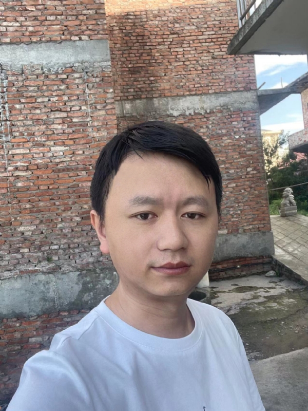 行人的第二张照片--扬州相亲服务中心