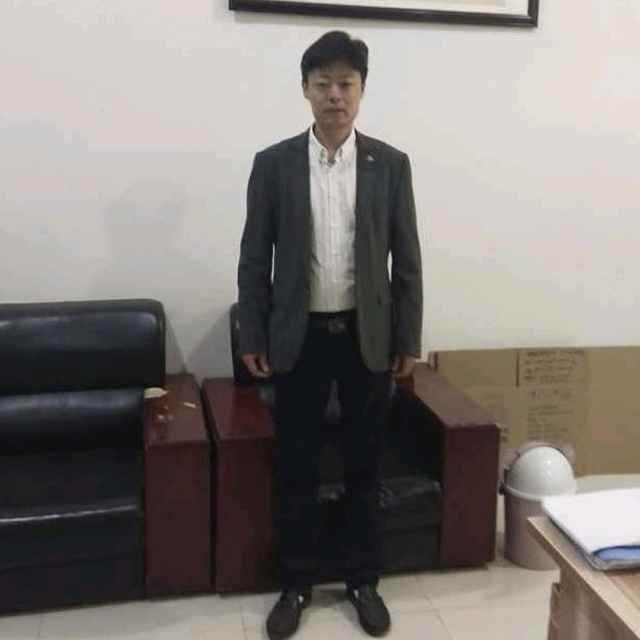 蓝天白云的第一张照片--扬州相亲服务中心