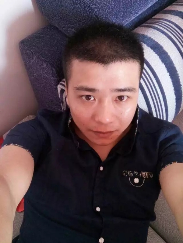 漫步的面包的第一张照片--扬州相亲服务中心