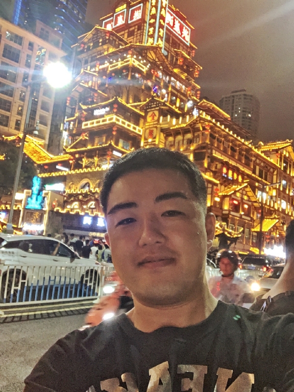钢铁侠的第一张照片--扬州相亲服务中心
