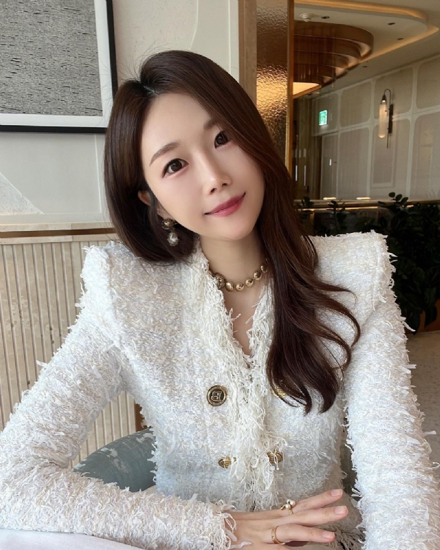 惠然的第一张照片--扬州相亲服务中心