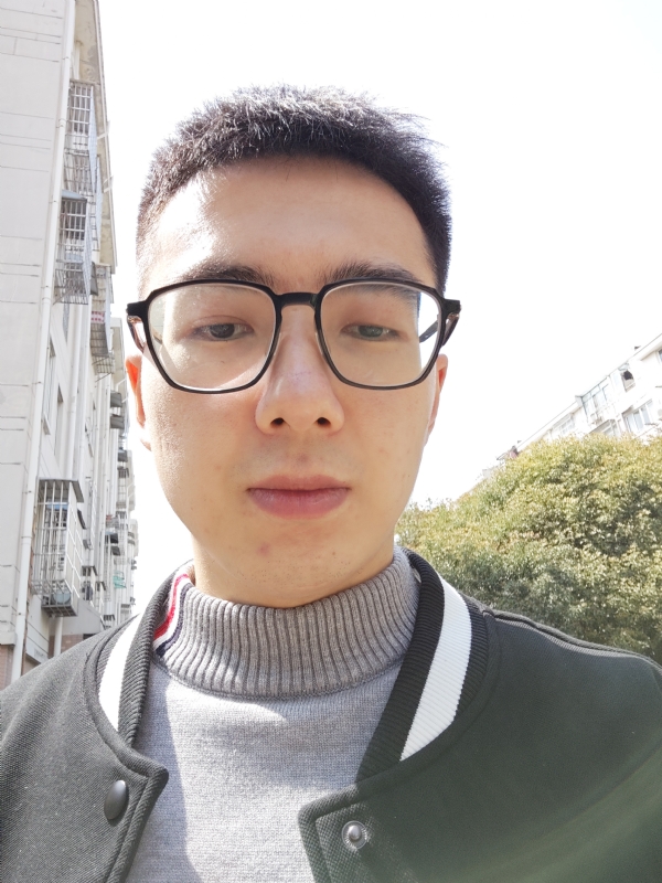 七彩皮皮虾的第一张照片--扬州相亲服务中心