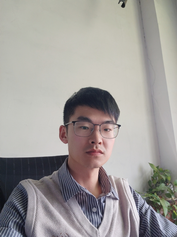 琉璃的第一张照片--扬州相亲服务中心